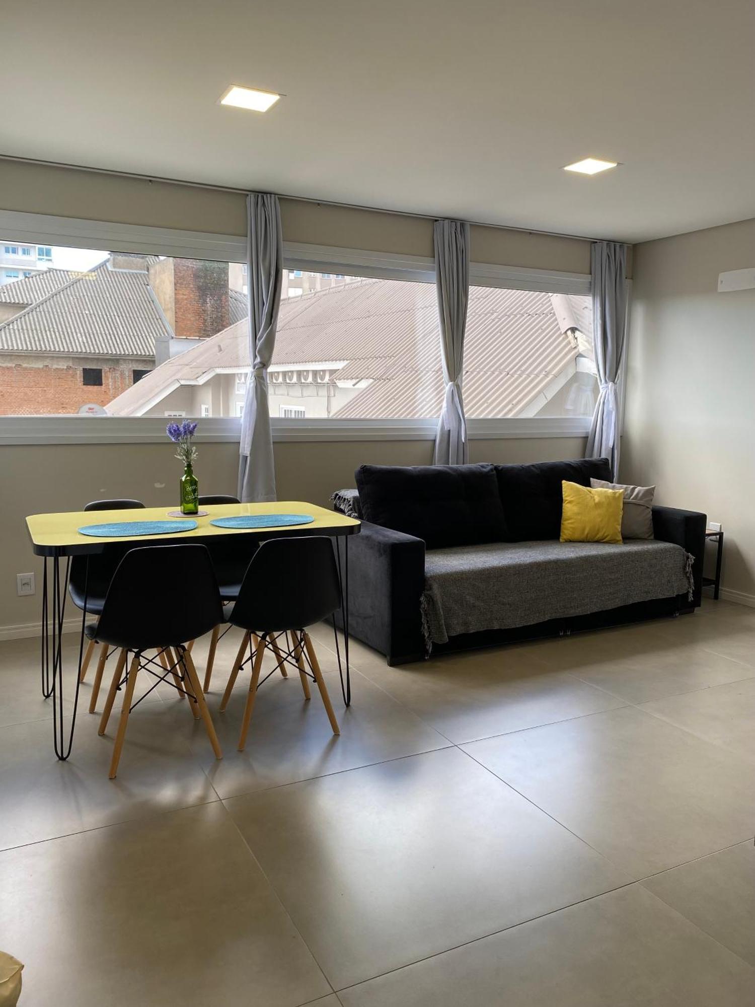 Dallas Apartamentos Na Via Gastronomica-Estacionamento-Amplos E Equipados-Wifi Bento Gonçalves Εξωτερικό φωτογραφία